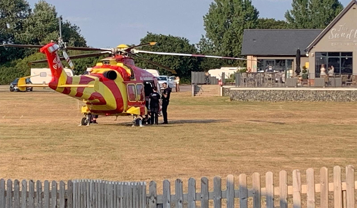 Mother and daughter, 15, drown while attempting to save six-year-old