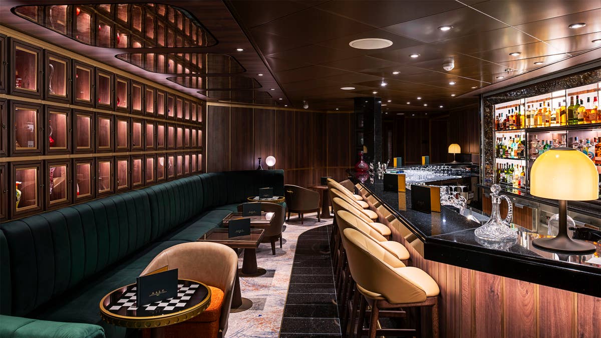 The simple bar secret to getting a better cocktail on your next cruise
