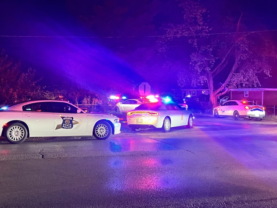 2 IMPD officers shot on east side of Indianapolis; suspected shooter dead