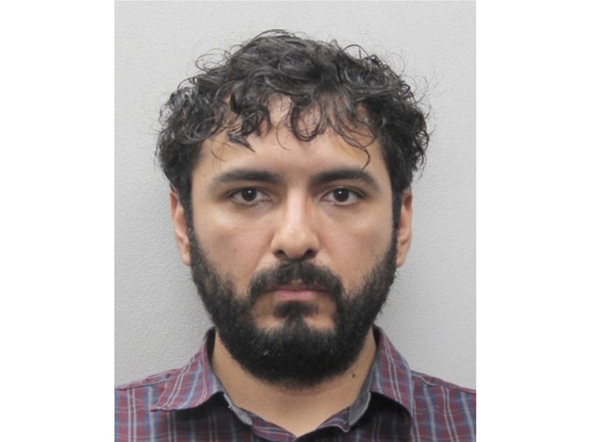 McLean Middle School teacher charged with assault involving student