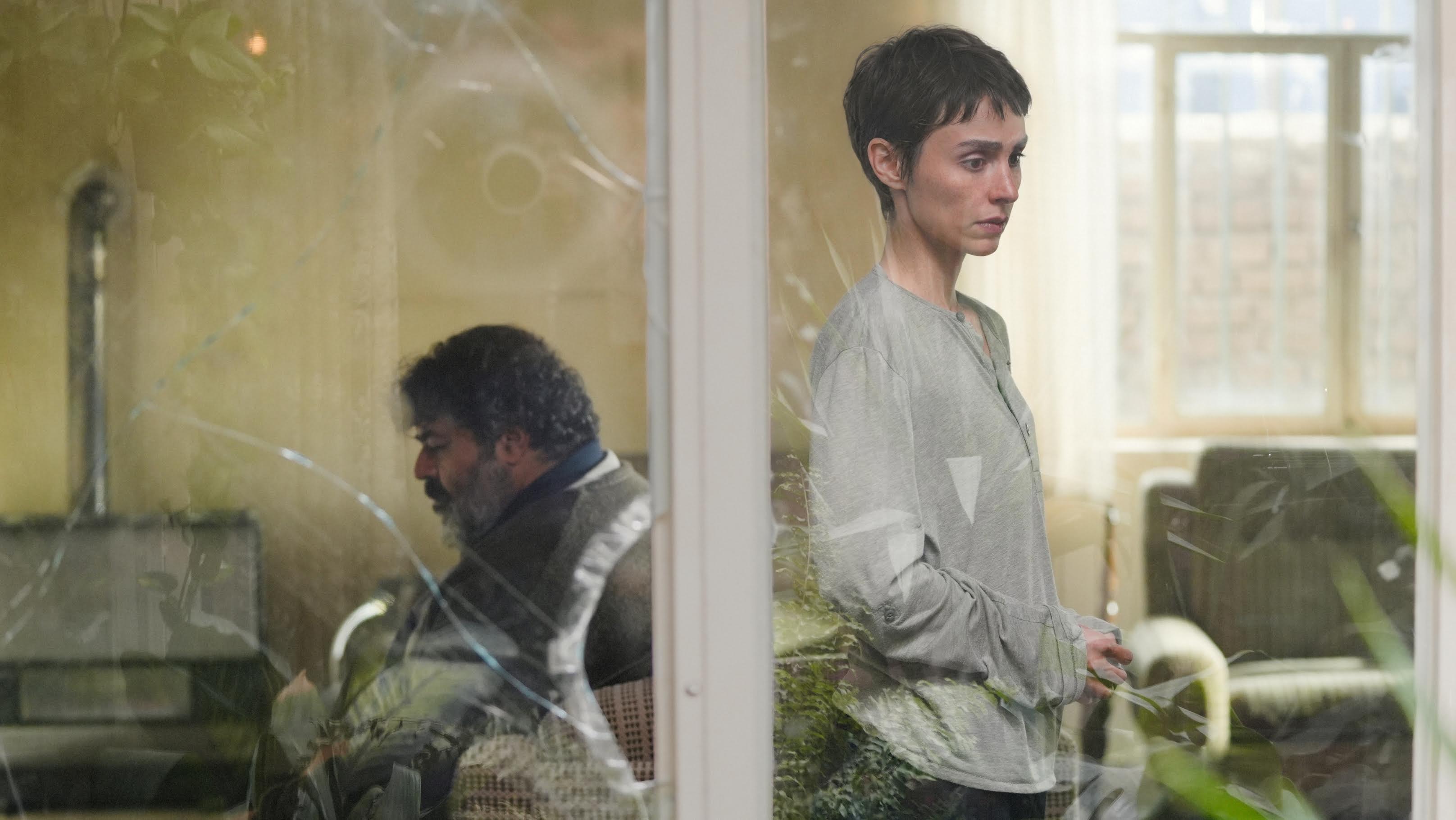Mohsen Gharaei's Venice film 'Falling House' boarded by Paradise City Sales