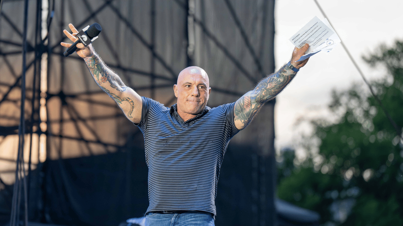 Joe Rogan reveals he interviewed a man who allegedly cut someone's head off