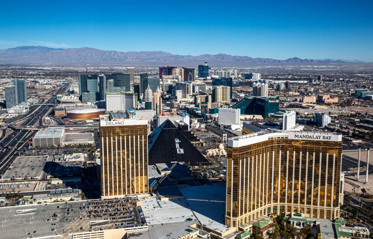 New Las Vegas Strip hotel-casino with atrociously tacky design roasted ...