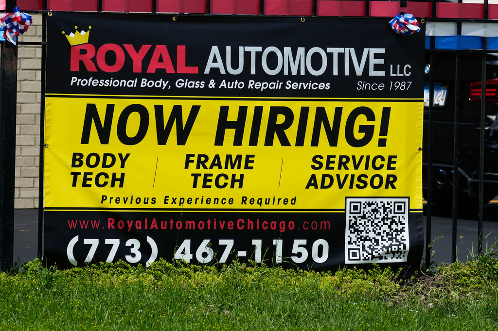 US filings for unemployment aid fall to 187,000 last week, fewest since ...