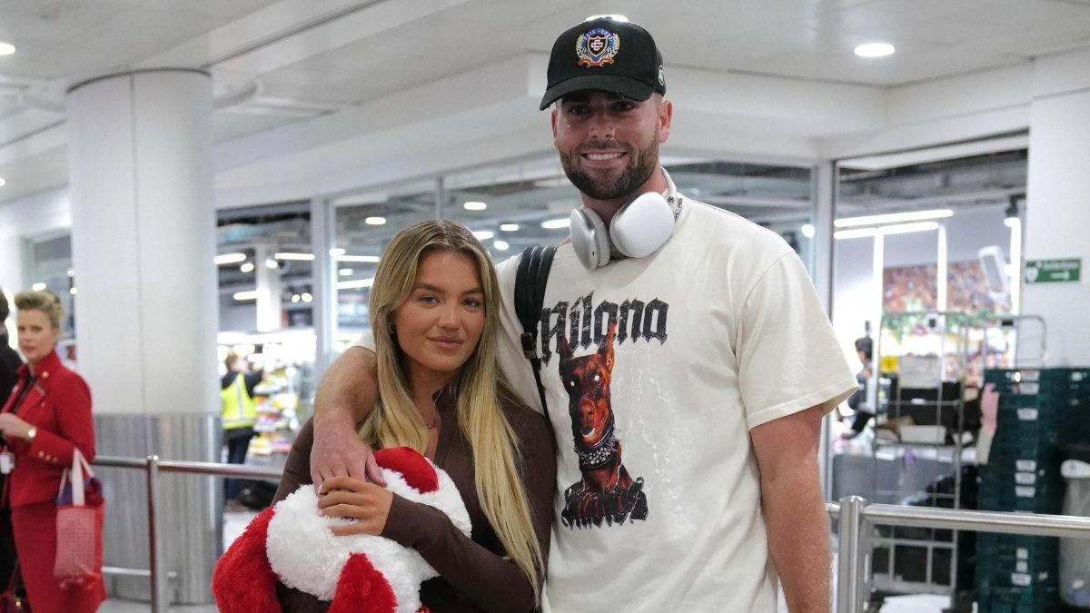 'Love Island' stars Molly Smith and Tom Clare are officially married