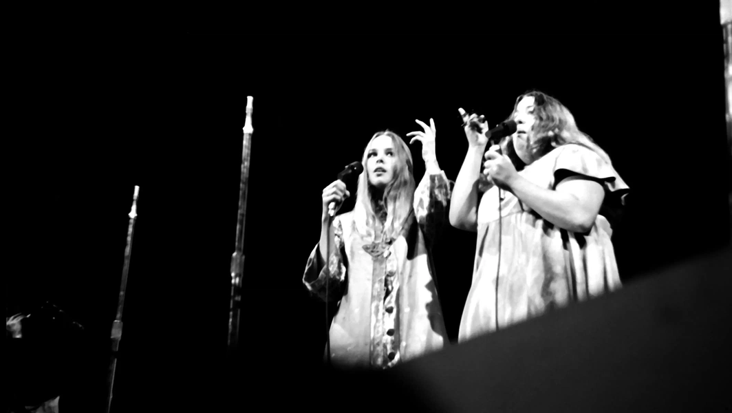4 defining moments of the Mamas & the Papas