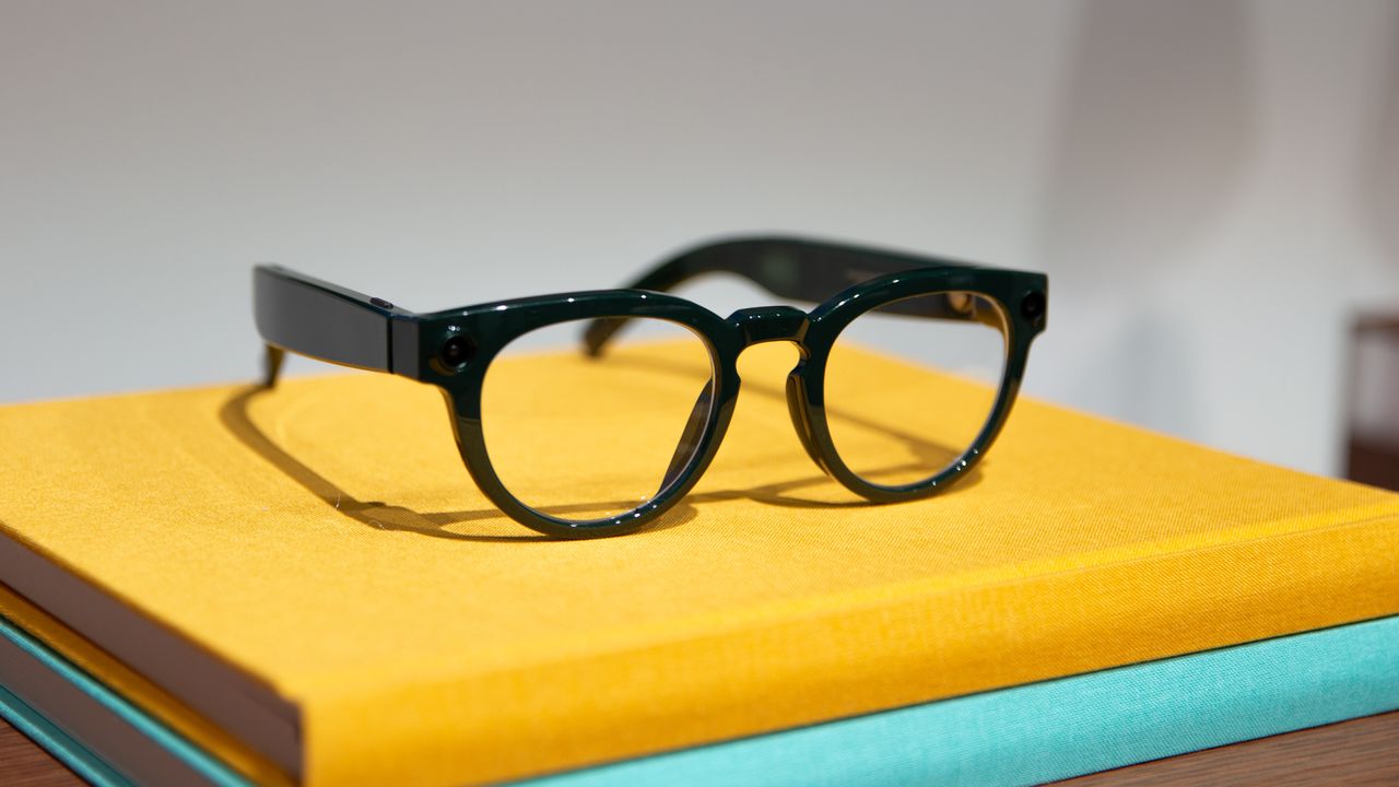 Samsung gave more details on its smart glasses at Unpacked, but there are still things missing