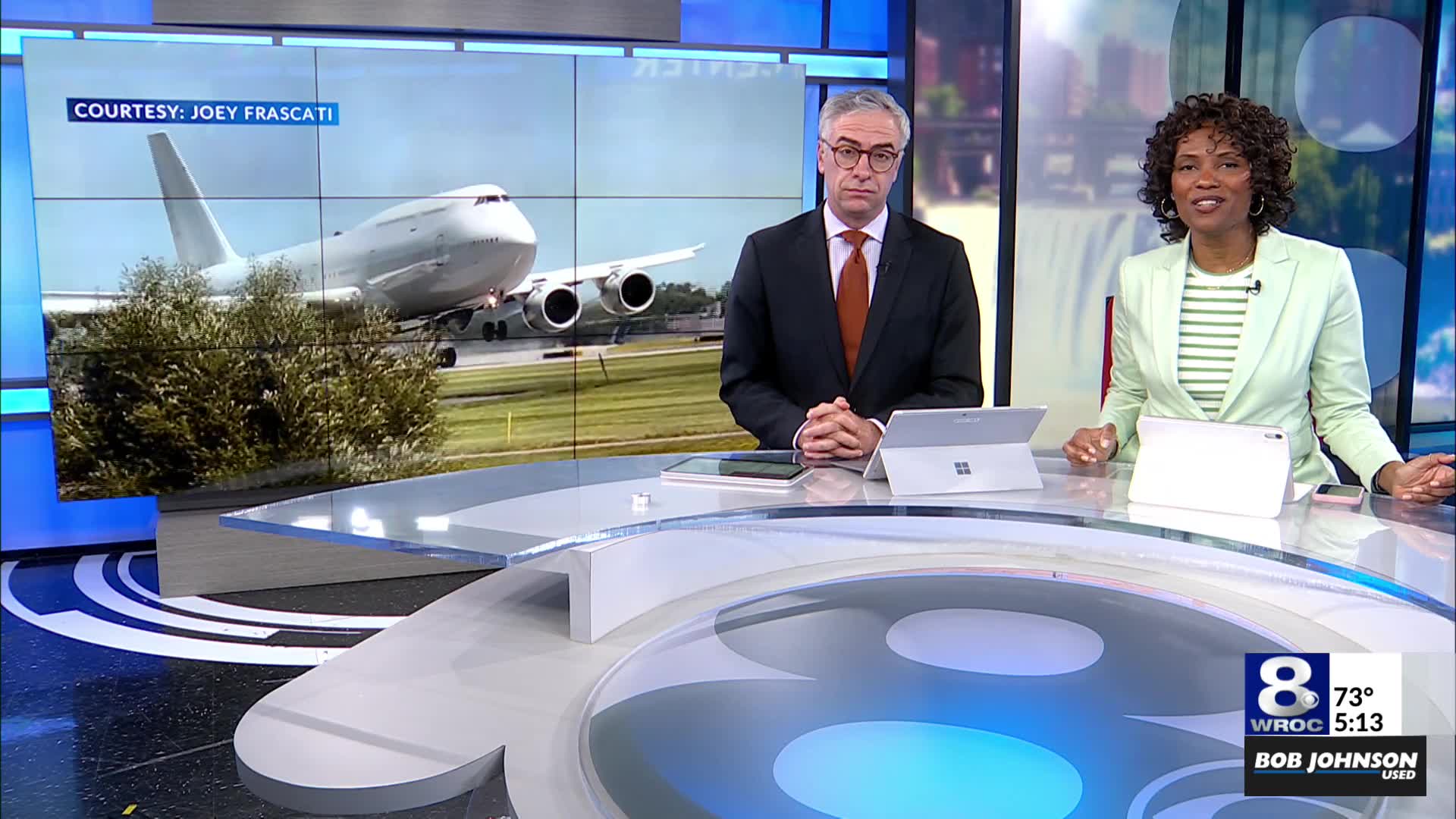 Boeing 747 conducts presidential pilot training at Rochester airport