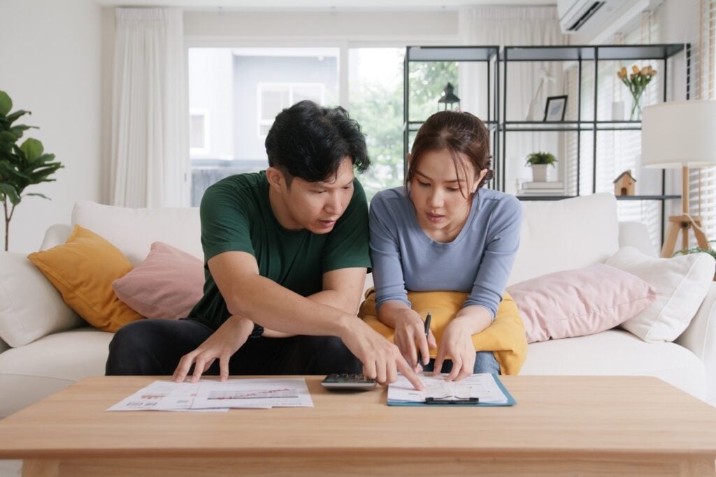 Wife, 29, Spent $600 Annually on Trading Fees Without Her Husband's Knowledge — He Calls Her 'Careless' with Their Money