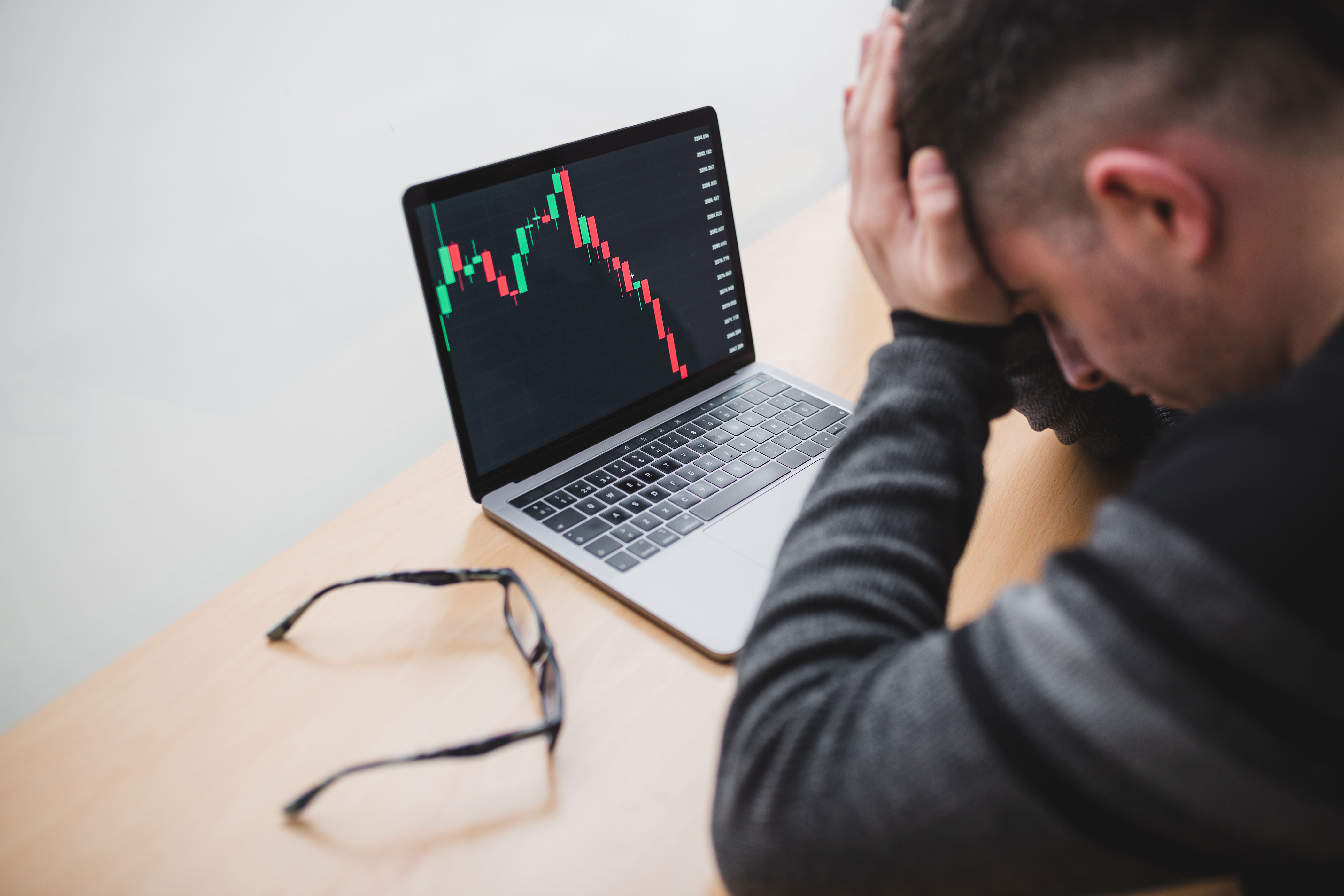 Why Eos Energy stock just hit a 52-week low after a 49% plunge in the first half of 2026
