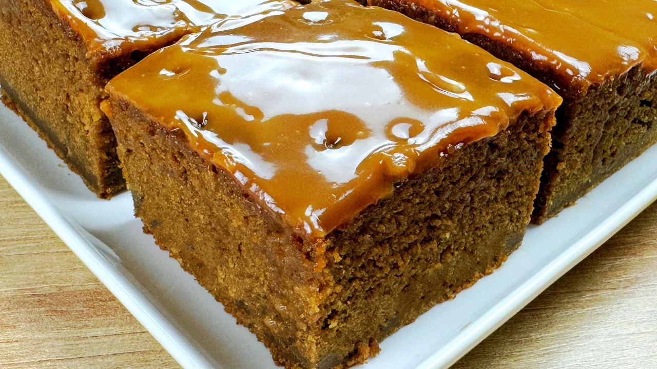 This cozy gingerbread cake is perfect for homemade baking