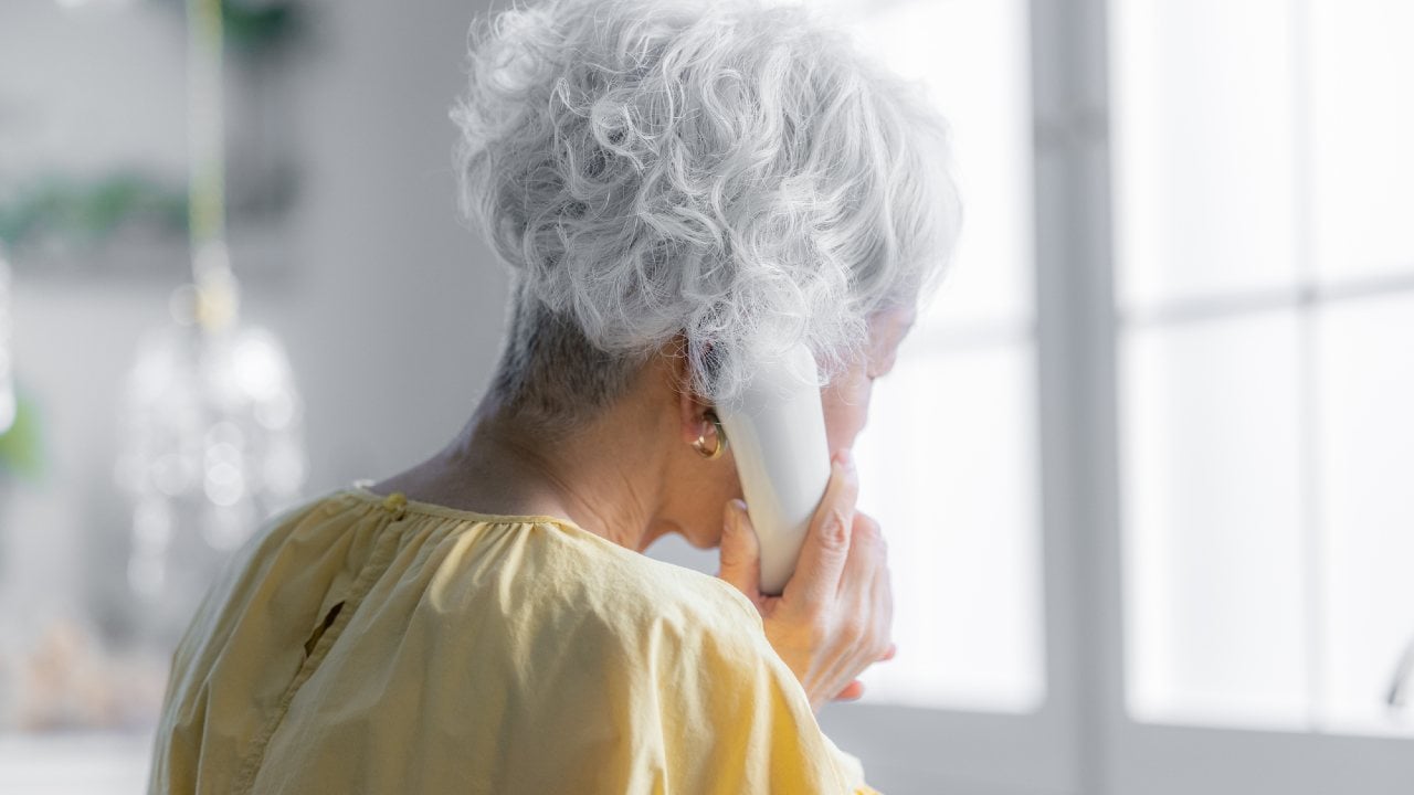 「旅行はキャンセルして」85歳母から突然の電話…。〈年金月23万円〉66歳夫婦、退職後に崩れ始めた“夫婦の老後計画”