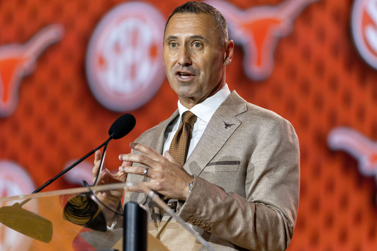 Will Texas play Notre Dame in 2028? Steve Sarkisian won't say for sure as CFP considers changes
