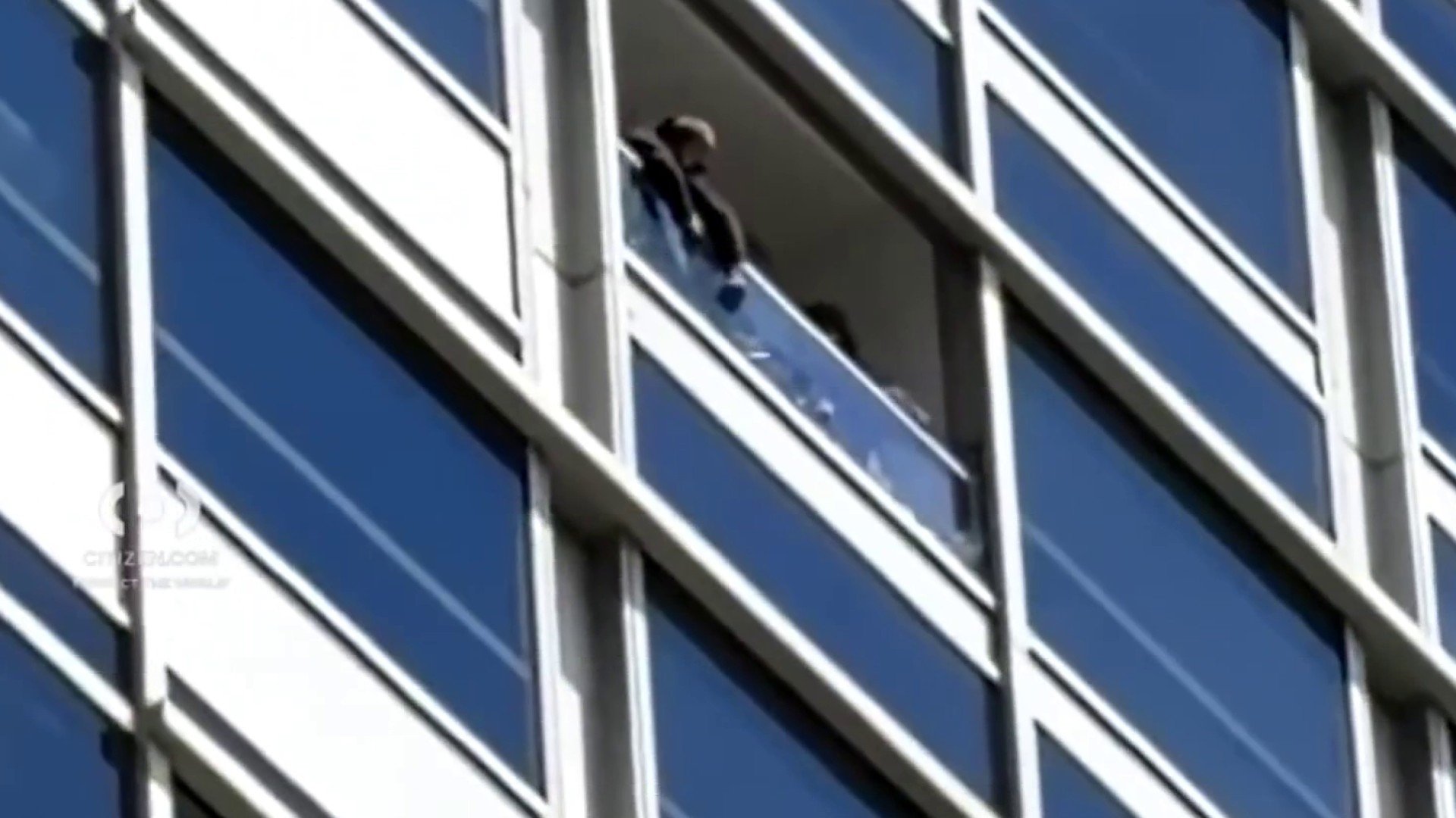 SF building inspector who saw high-rise window plunge issues violation ...