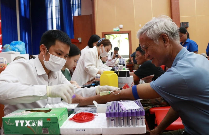 Khánh Hòa tri ân những người nằm xuống, viết tiếp khát vọng non sông