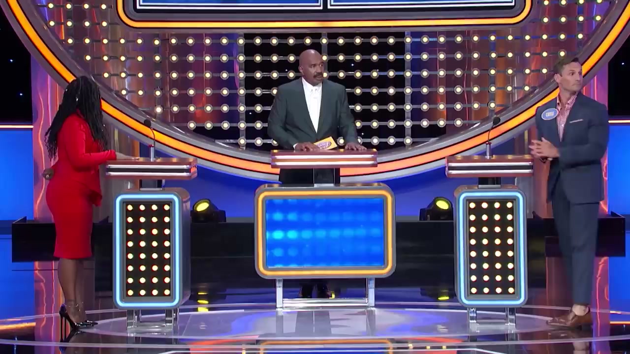 McKinlay's answer stuns Steve Harvey!