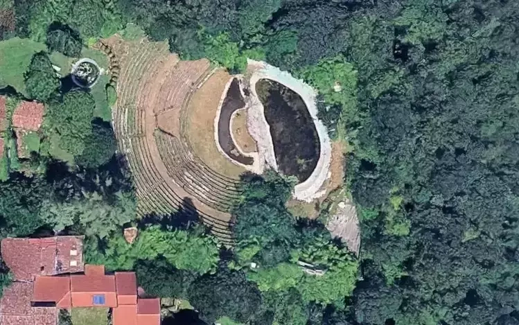 Xây đấu trường La Mã giả, thu phí tham quan di tích như thật