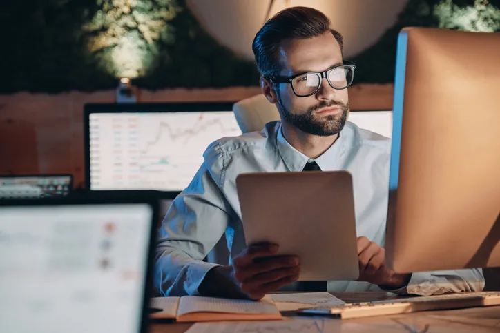 S&P 500 vs. Dow Jones: Which performs better?
