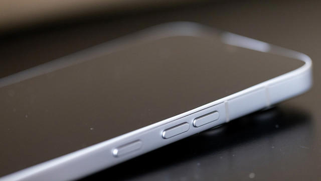 Viciado no telemóvel? Os 5 hábitos que podem destruir a sua relação