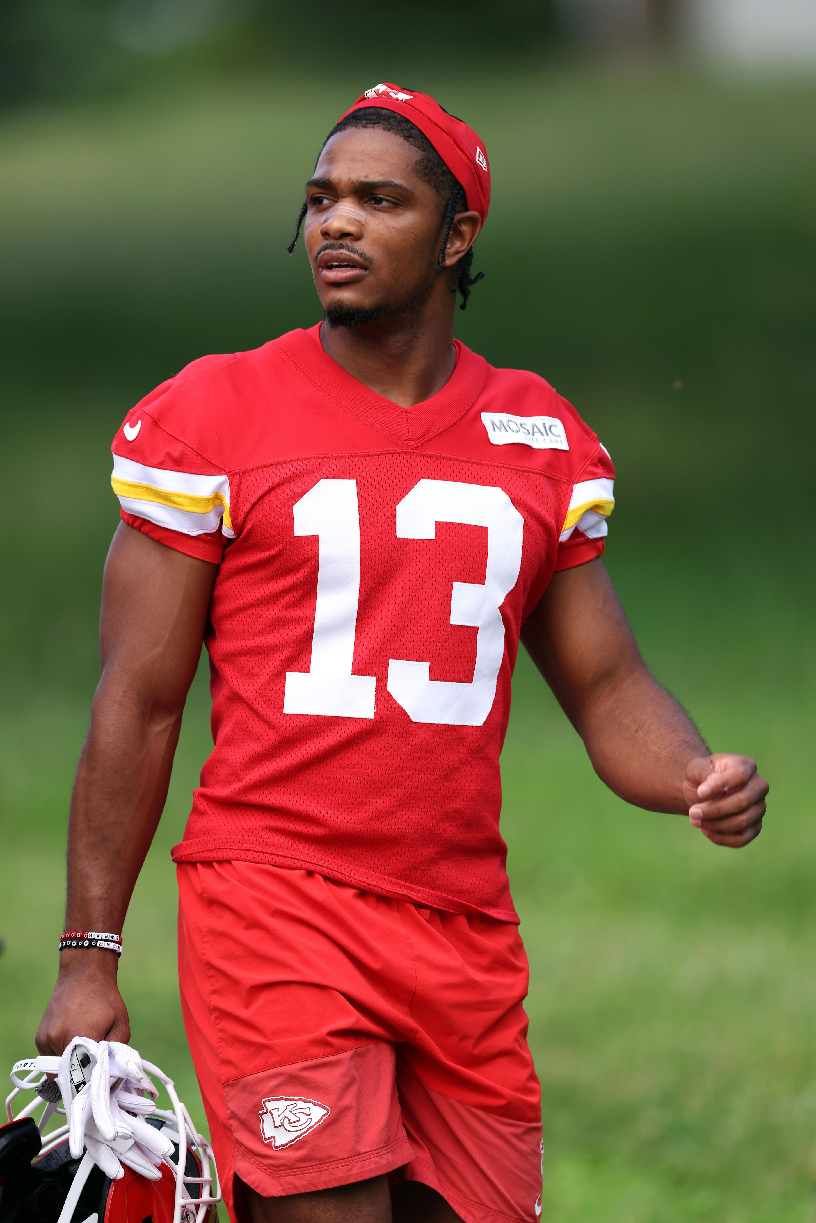 Chiefs rookie WR Cyrus Allen leaves Saturday's practice with an injury