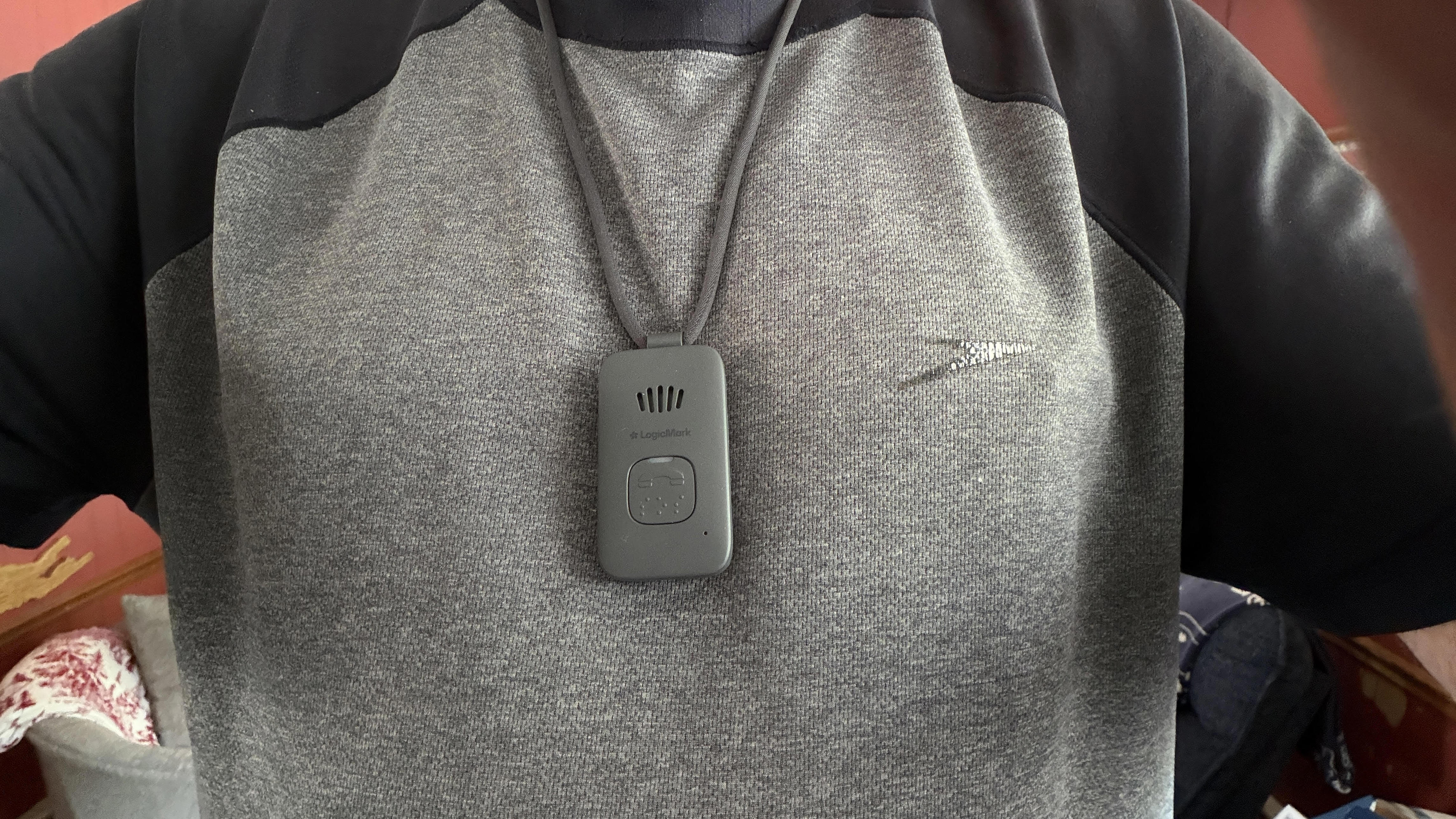 LogicMark Freedom Alert mini review: Compact, reliable, and fast-acting ...