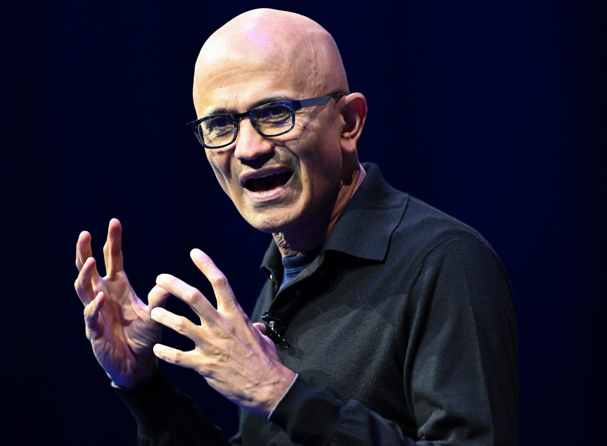 Microsoft’s cloud just hit a new milestone—Azure crosses $100 billion ...