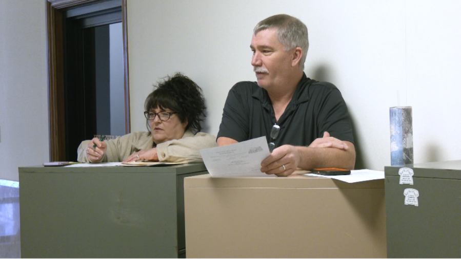 Newton County clerk reports harassment by commissioner
