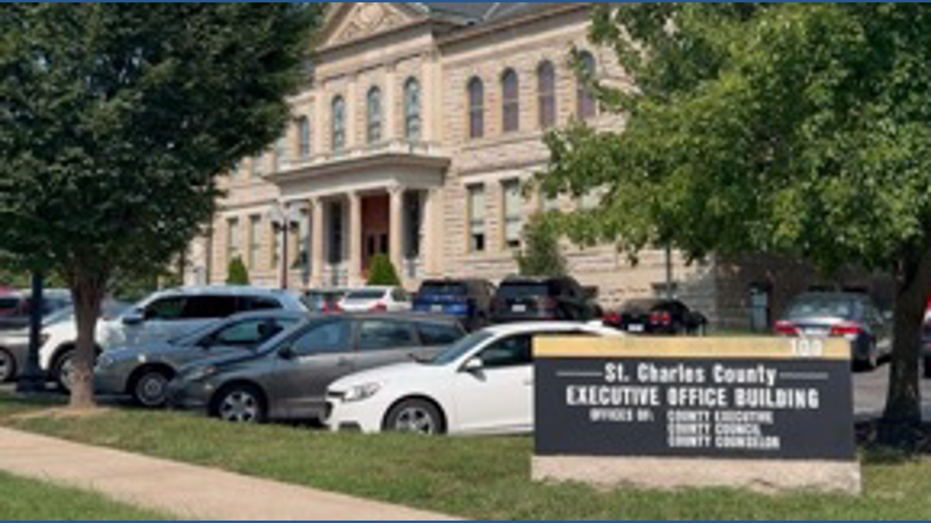St. Charles County Council cuts personal property tax