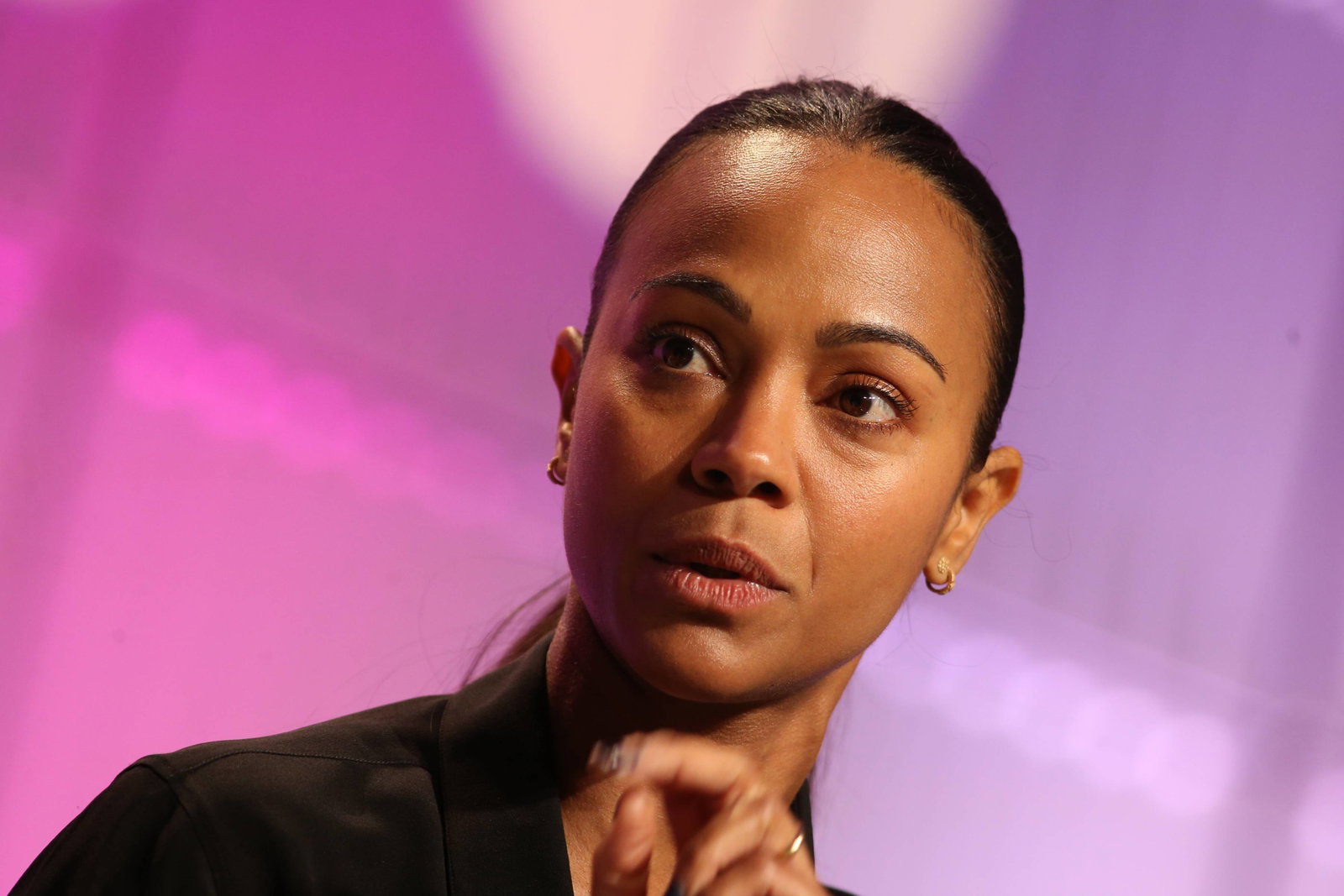 Zoe Saldaña warns against “trolling noise” surrounding Paramount-Warner Bros. merger