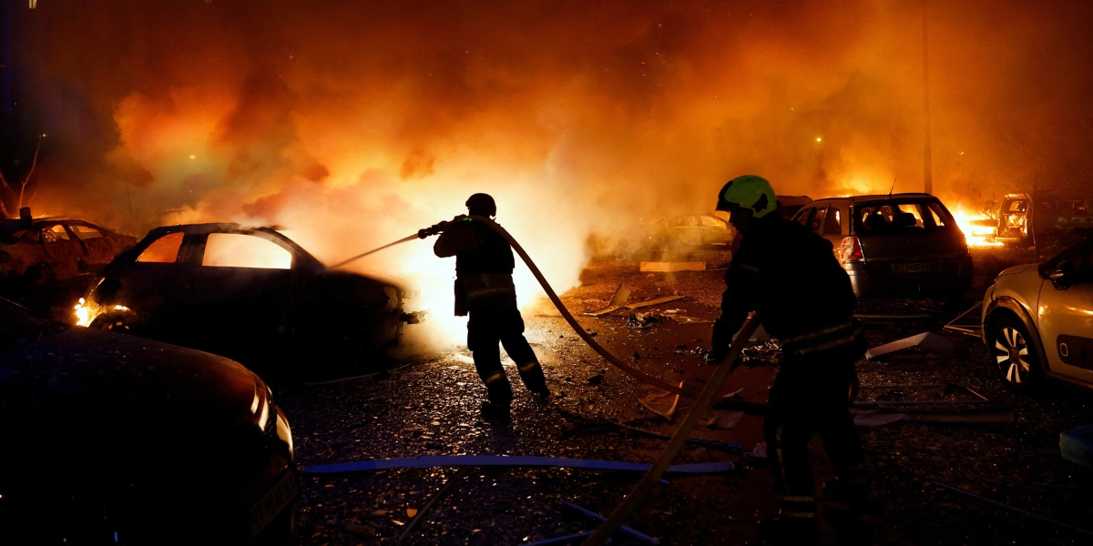 Tear gas explodes in Paris as angry students expand protests to 40 cities