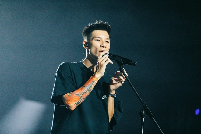 Sở Văn hóa làm việc với rapper MCK vì ca từ tục tĩu, phản cảm