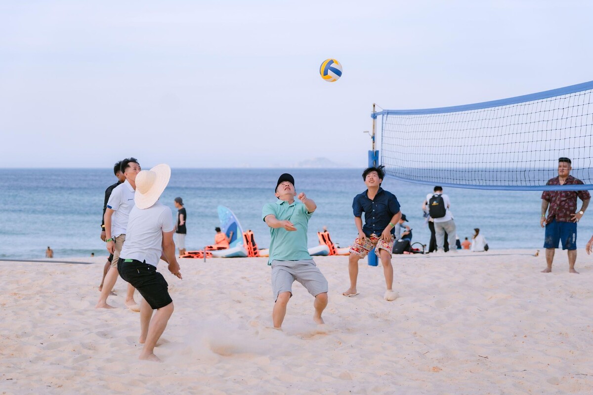 CaraWorld summer hits 2026 - điểm hẹn mùa hè trở lại Bãi Dài