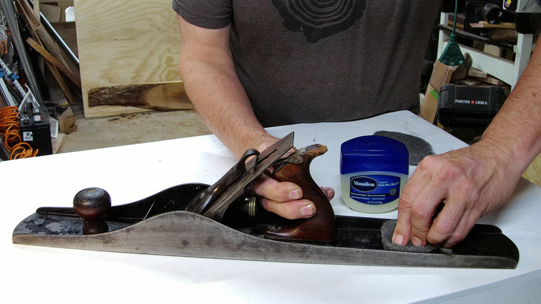 The little-known Vaseline hack that'll keep your tools from rusting
