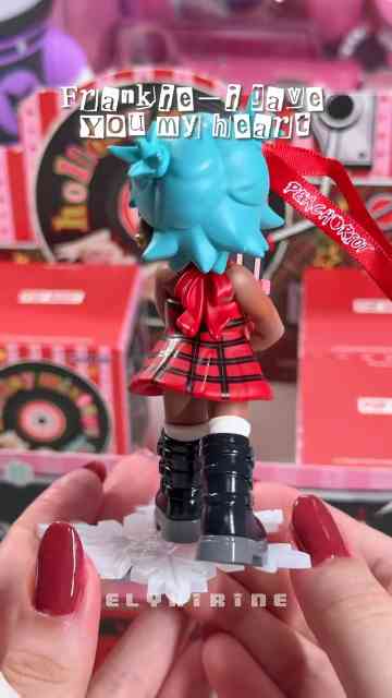Peach Riot holiday mixtape blind box unboxing