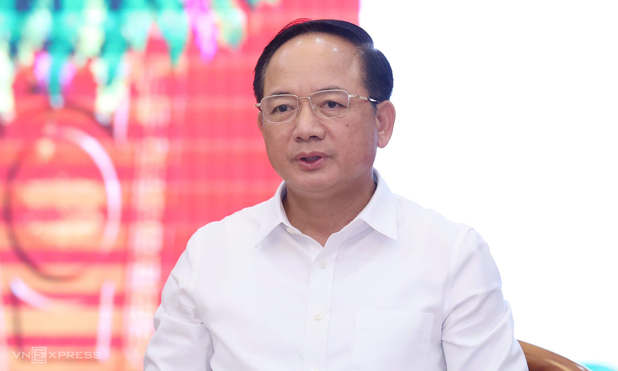Báo chí cần chuyển mạnh sang kiến giải chính sách