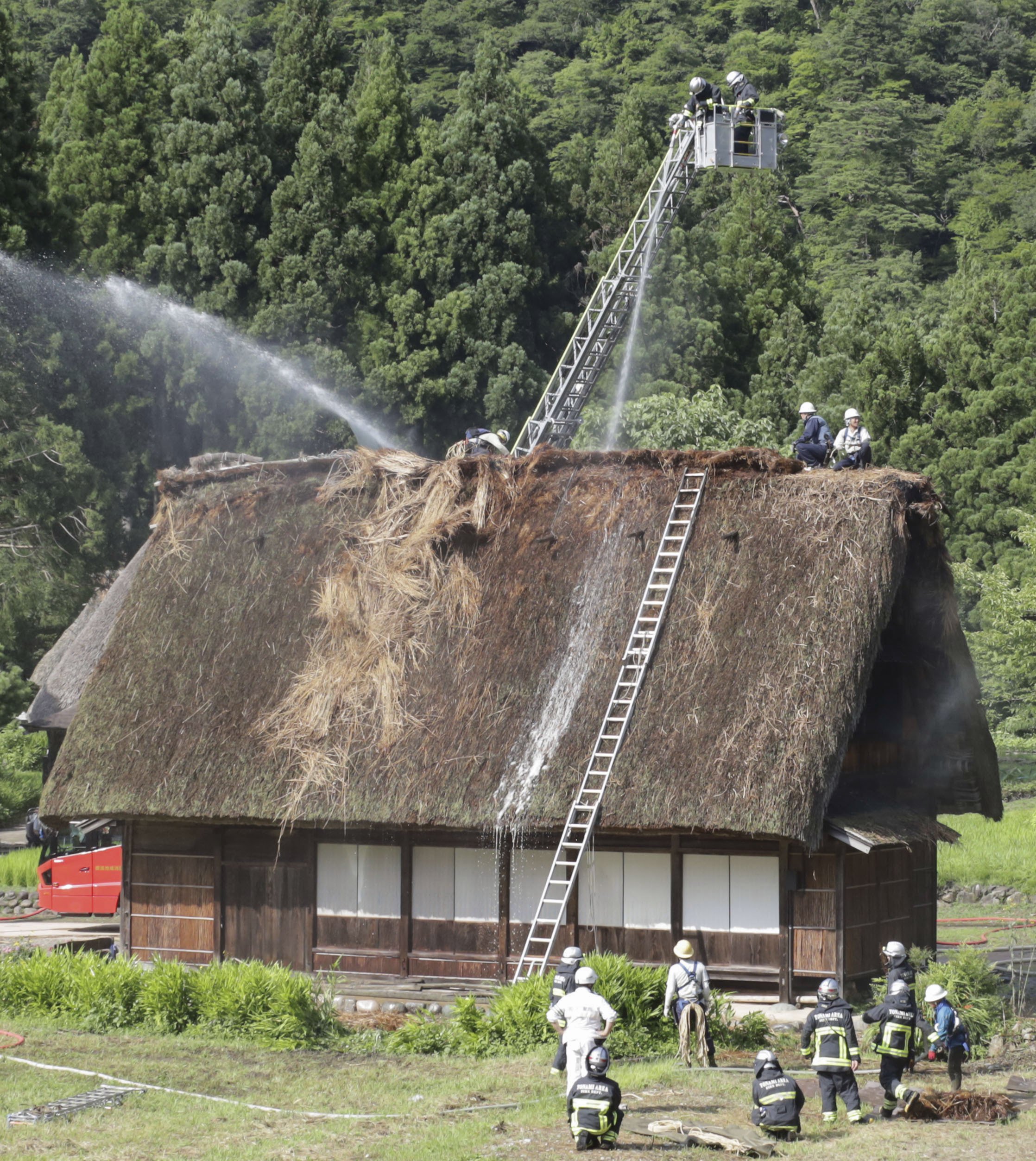 Fire breaks out at World Heritage traditional Japanese-style building ...