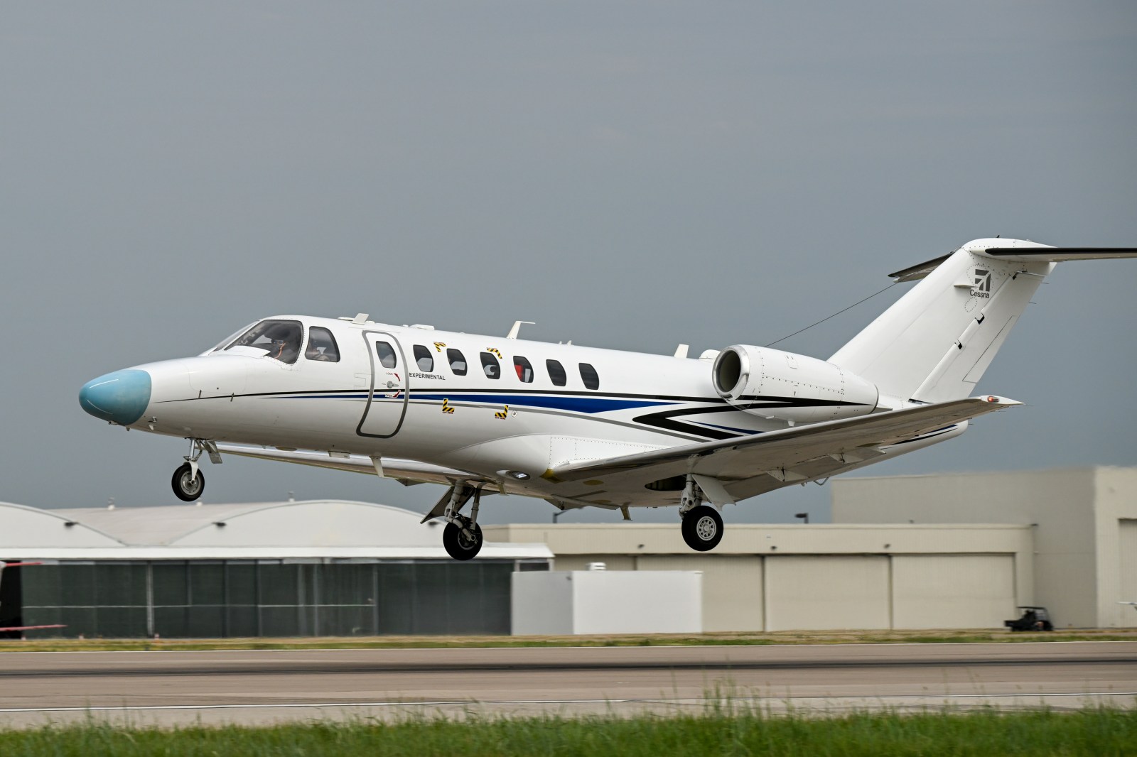 Cessna's next-generation CJ3 prototype makes debut test flight