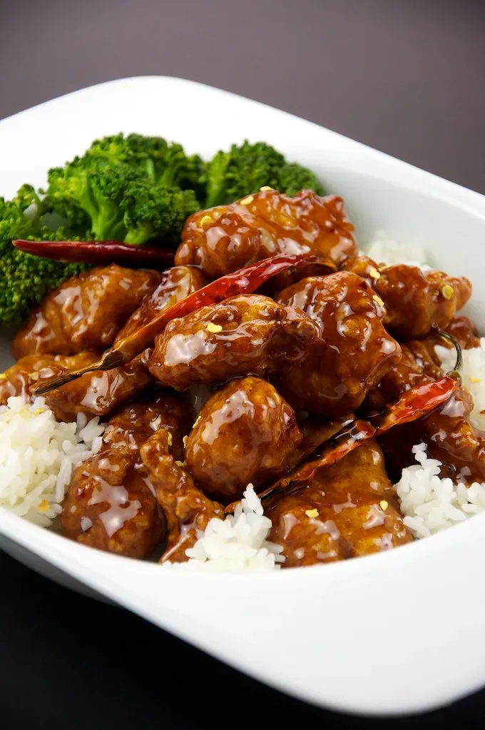 8 Chinese takeout dishes regulars order over and over