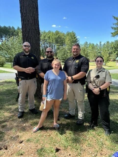 Page Co. Sheriff's Office praises girl as 'young hero' after saving child from pool