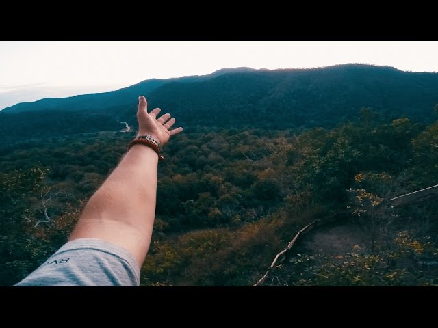 Backpacking Thailand - | EXPLORING AN ABONDONED TREEHOUSE