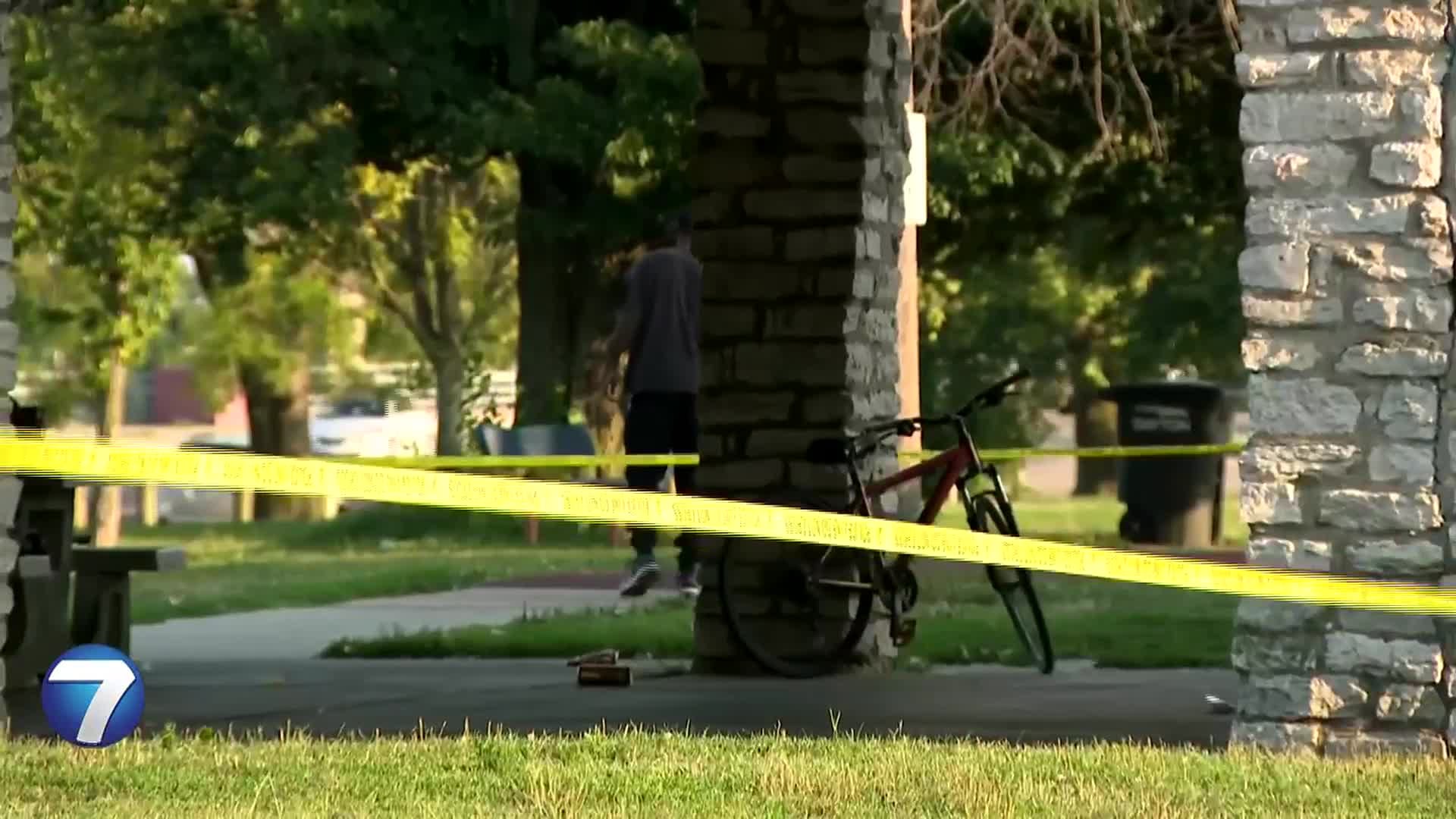 3 hurt after shooting at local park; at least 1 suspect in custody