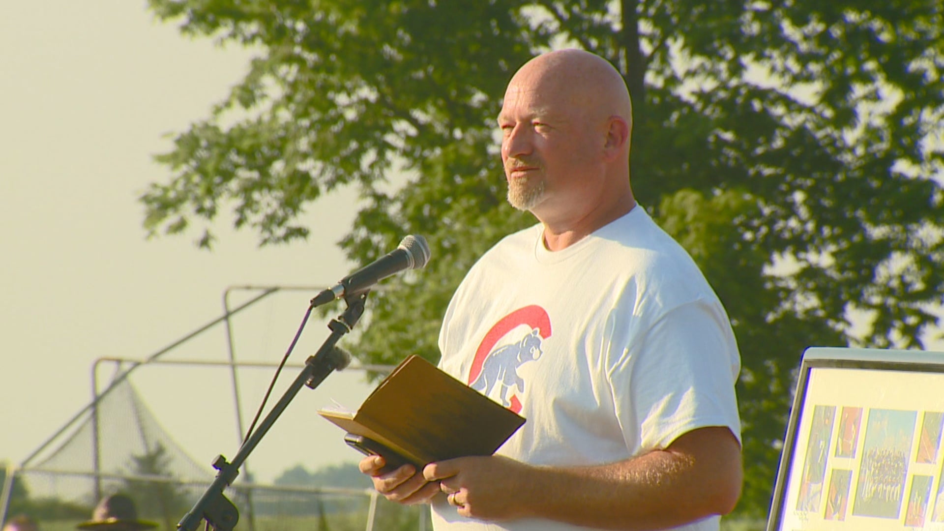Hundreds gather to honor fallen Indiana town marshal at vigil Lynn, Indiana, holds vigil to honor fallen town marshal