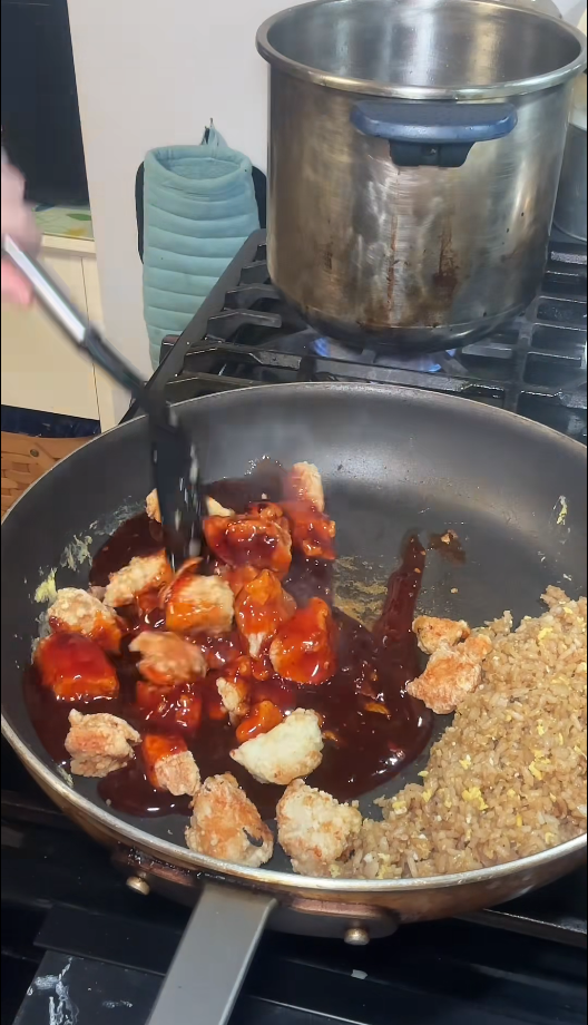 How homemade General Tso chicken is prepared