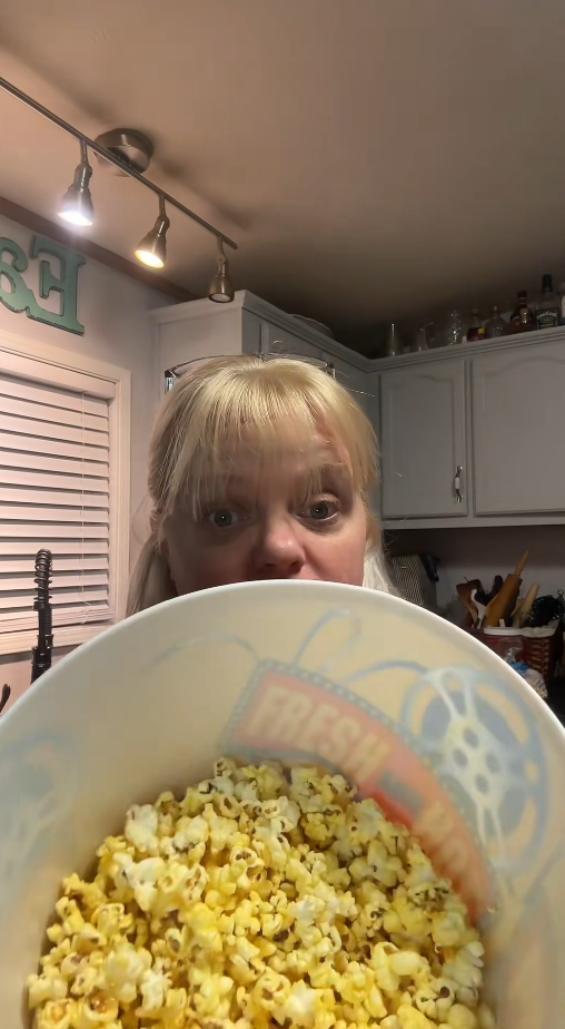How movie theater popcorn gets its flavor
