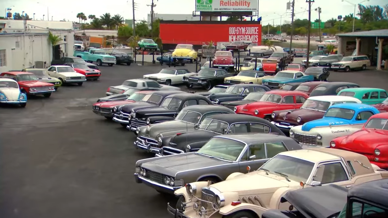 A closer look at a damaged 1948 Packard