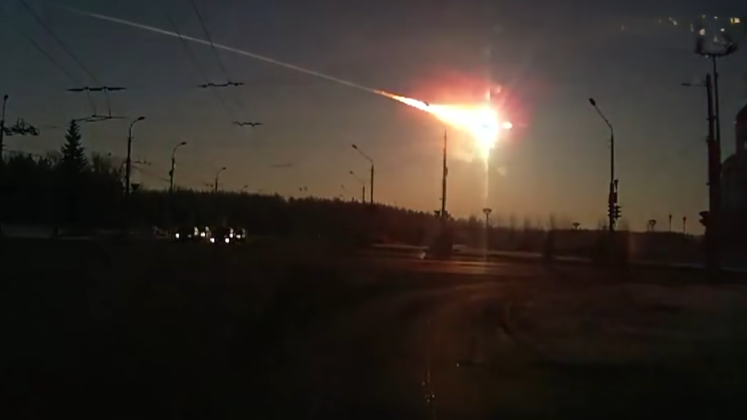 An asteroid heavier than the Eiffel Tower hit without warning - 1,500 ...