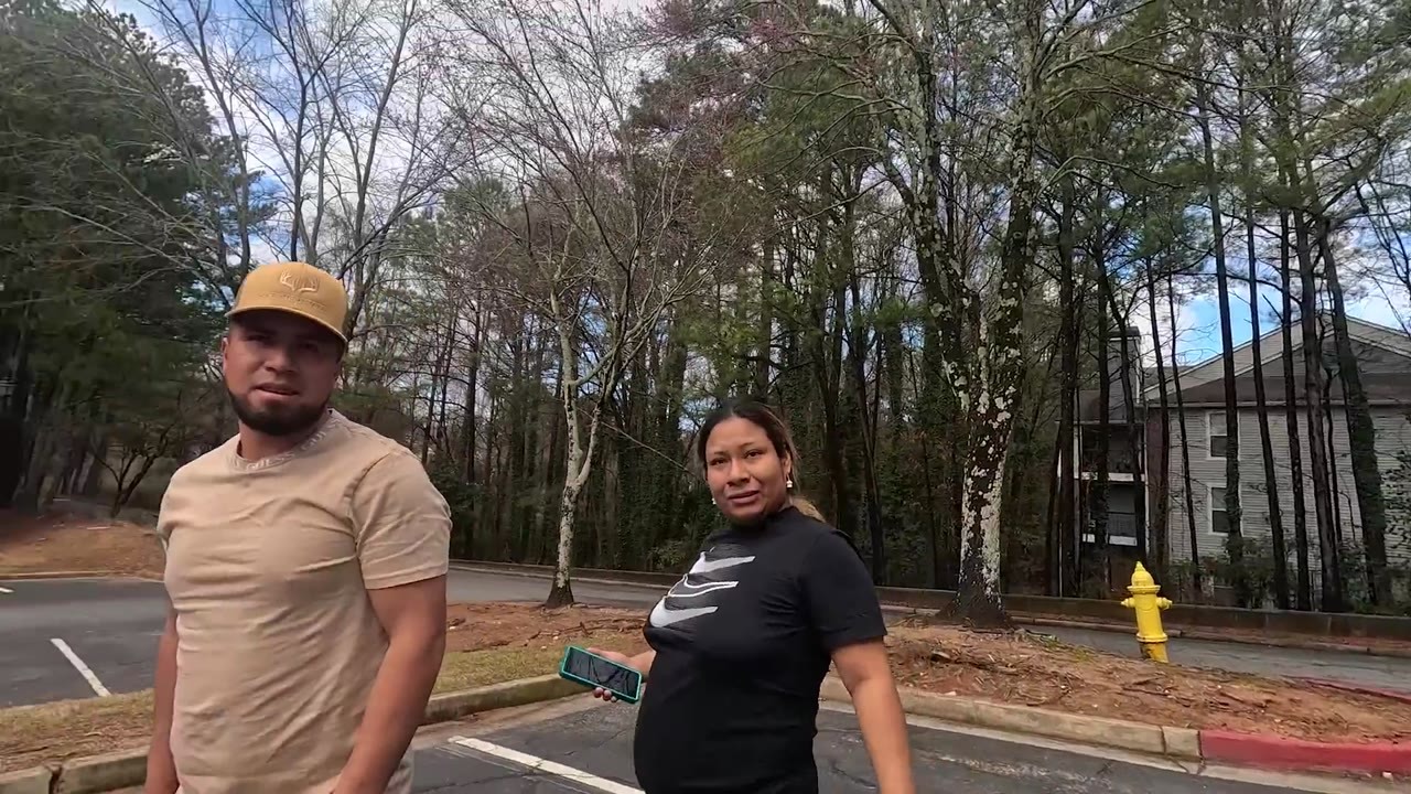 Watch how he towed an expired car then found a bullet hole and ...
