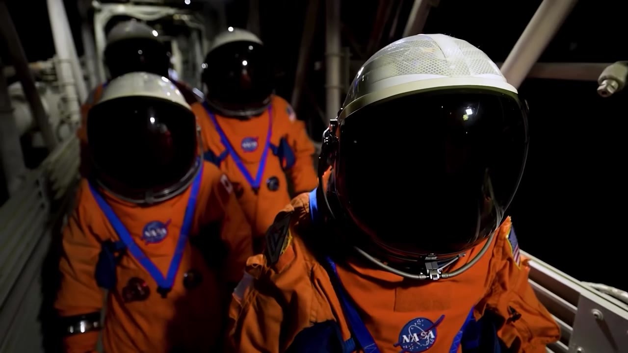 4 astronauts. Nearly 500,000 miles. One mission that could decide the ...