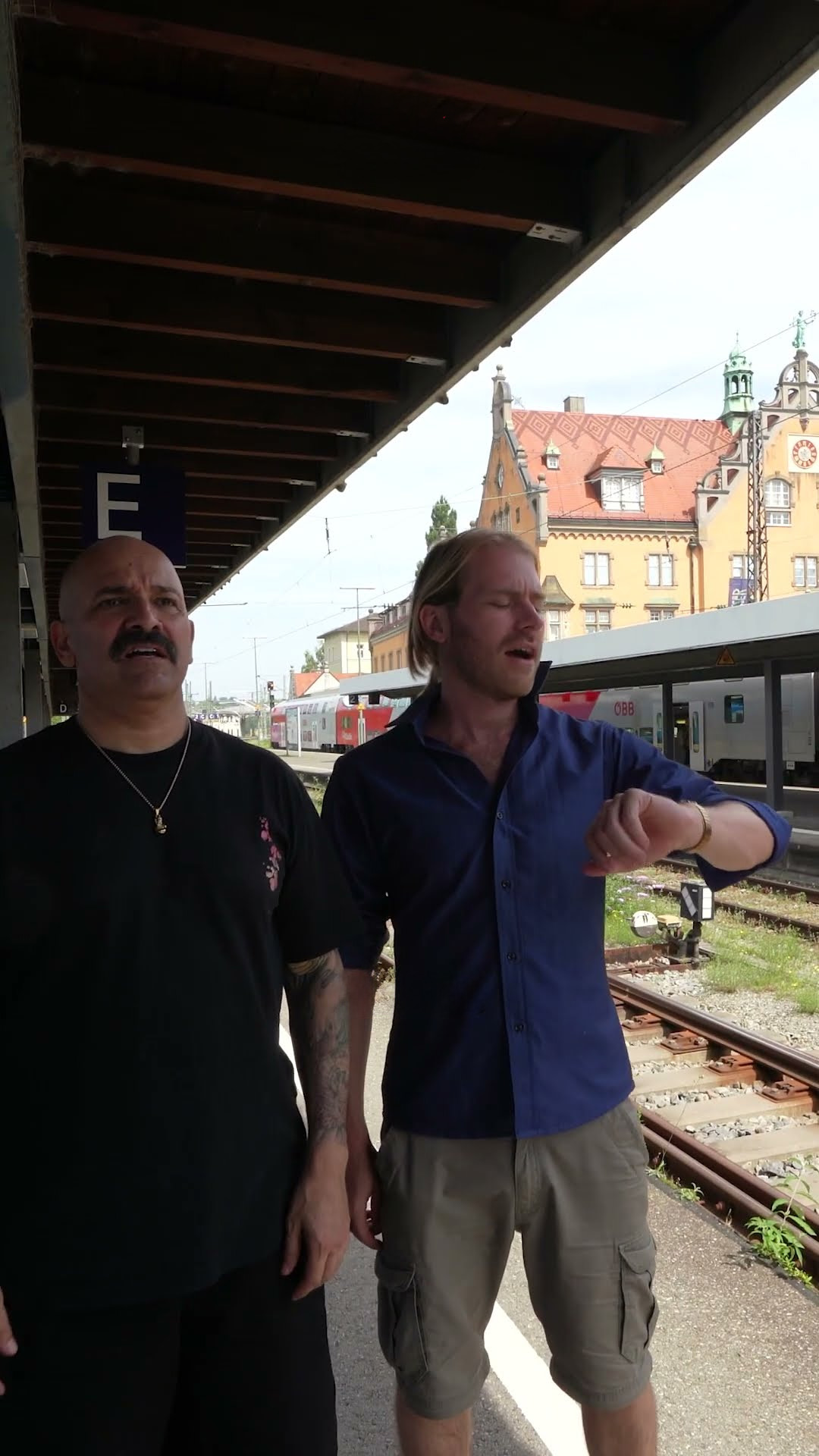 Different countries react to missing a train by 1 minute