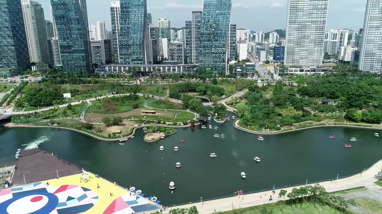 They spent billions building a brand-new city... then it went wrong